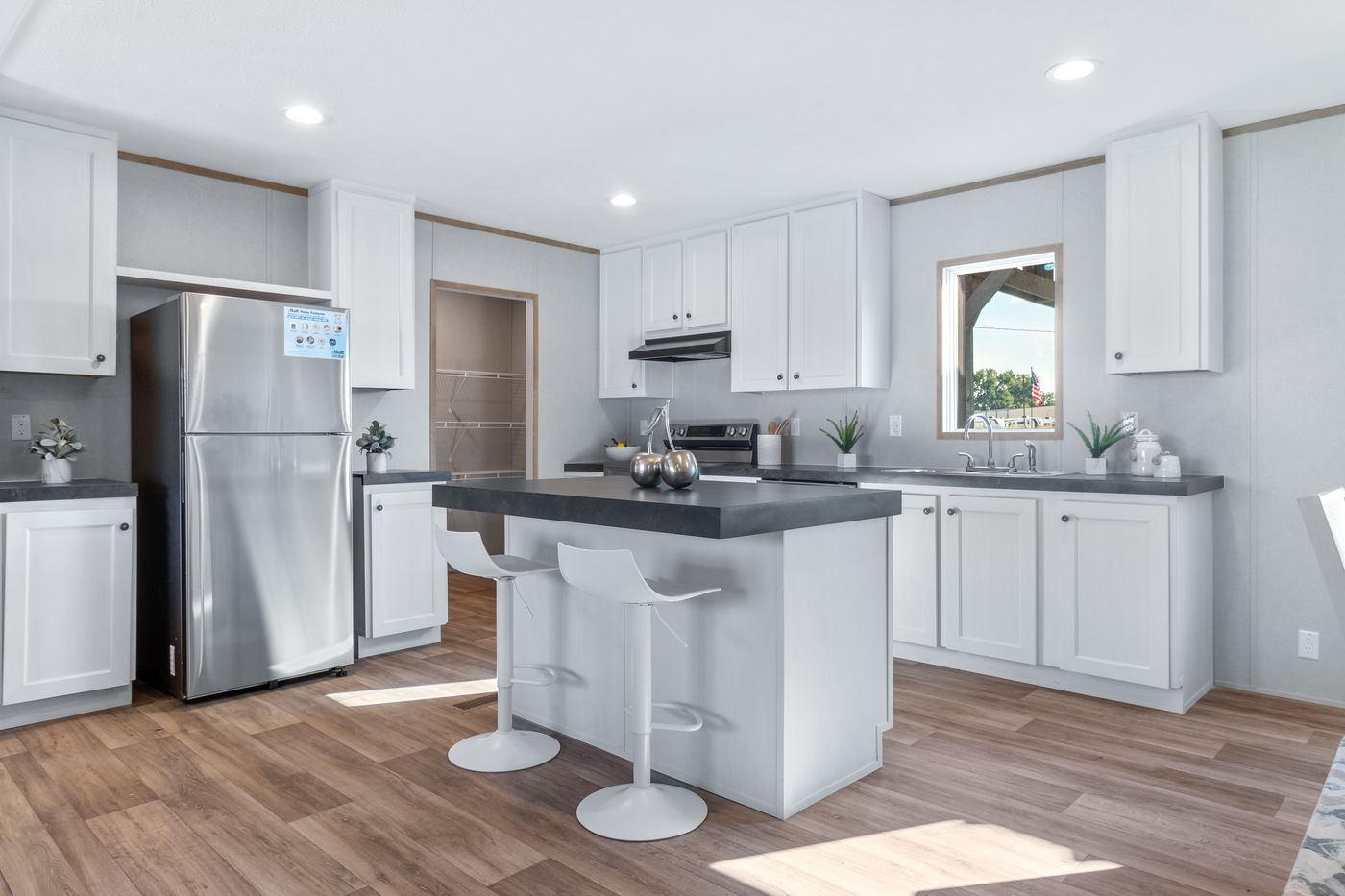 Aspire 38HZN28563AH Double Wide by Horizon Homes thumbnail 5