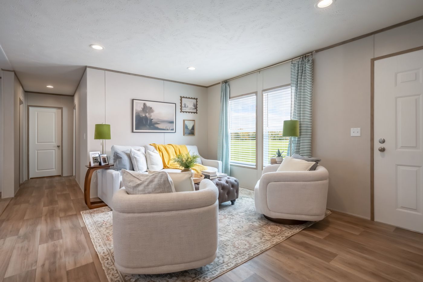 Vista 38HZN28483AH Double Wide by Horizon Homes thumbnail 3